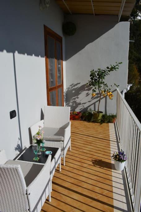 Casa Rossia Breathtaking Sea View Apartment In ポジターノ エクステリア 写真