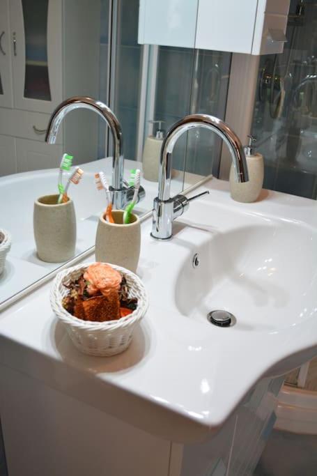 Casa Rossia Breathtaking Sea View Apartment In ポジターノ エクステリア 写真